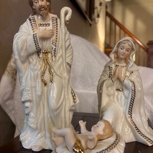 1990’s Bon Ton series Nativity